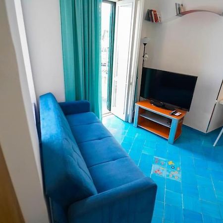 Casa Panoramica Con Terrazzo Lägenhet Cetara Exteriör bild